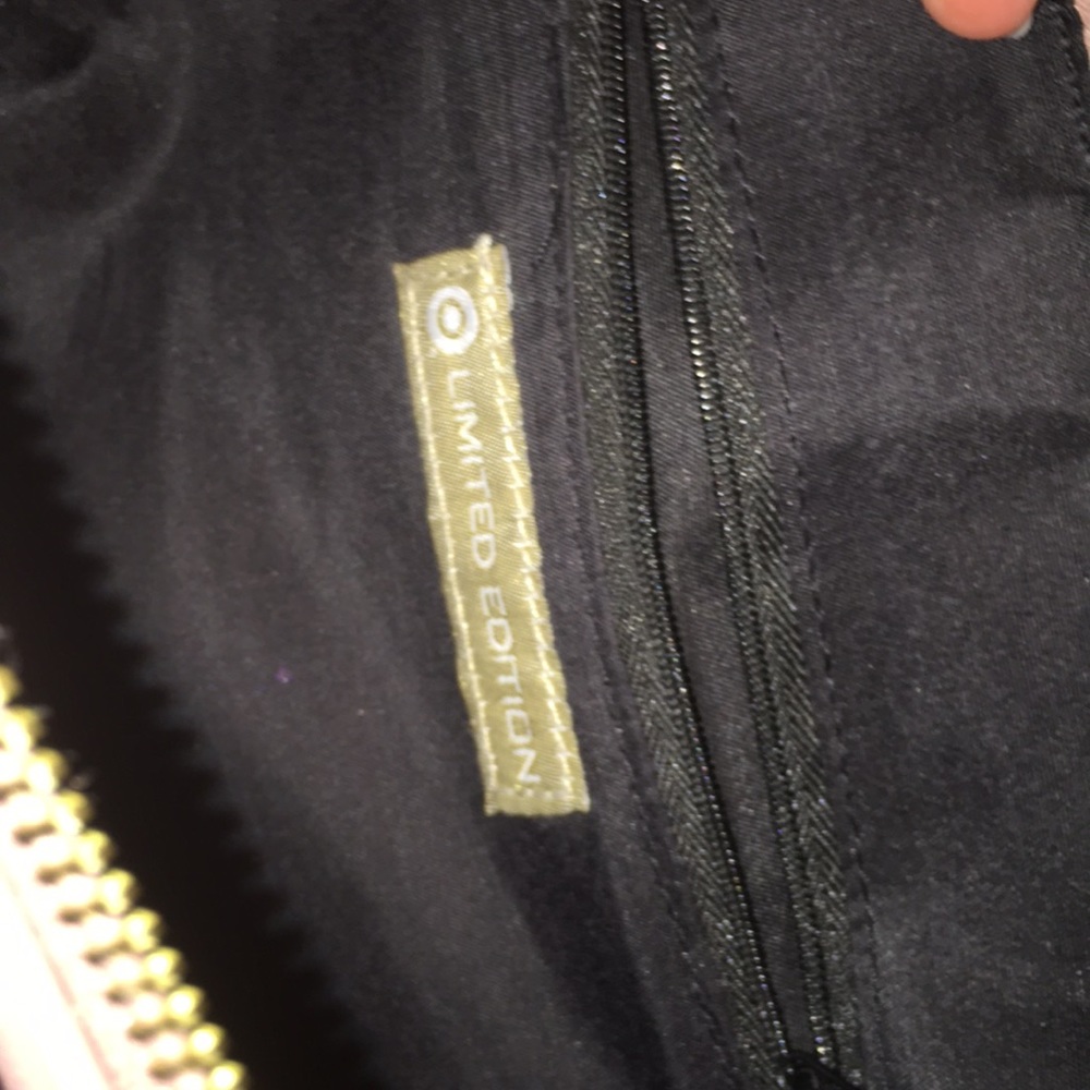 Limited edition crossbody bag - Picture 5 of 5